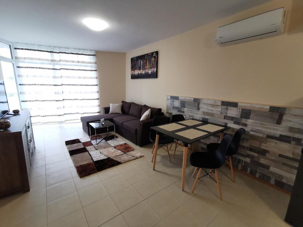 Apartamento Къмпинг Градина - Апартамент С Две Спални В К-С Черноморска Звезда Chernomorets Exterior foto